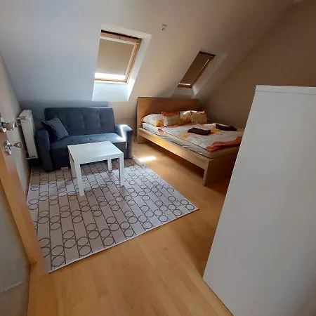 Semiramis Lägenhet Cserkeszőlő