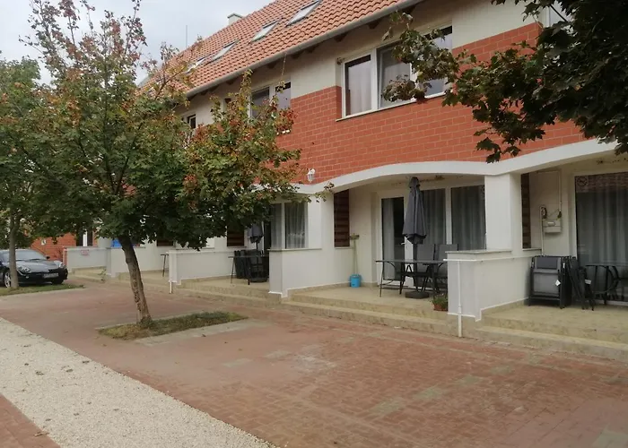Διαμέρισμα Semiramis Cserkeszőlő